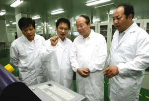常州億晶光電科技有限公司組件測(cè)試實(shí)驗(yàn)室